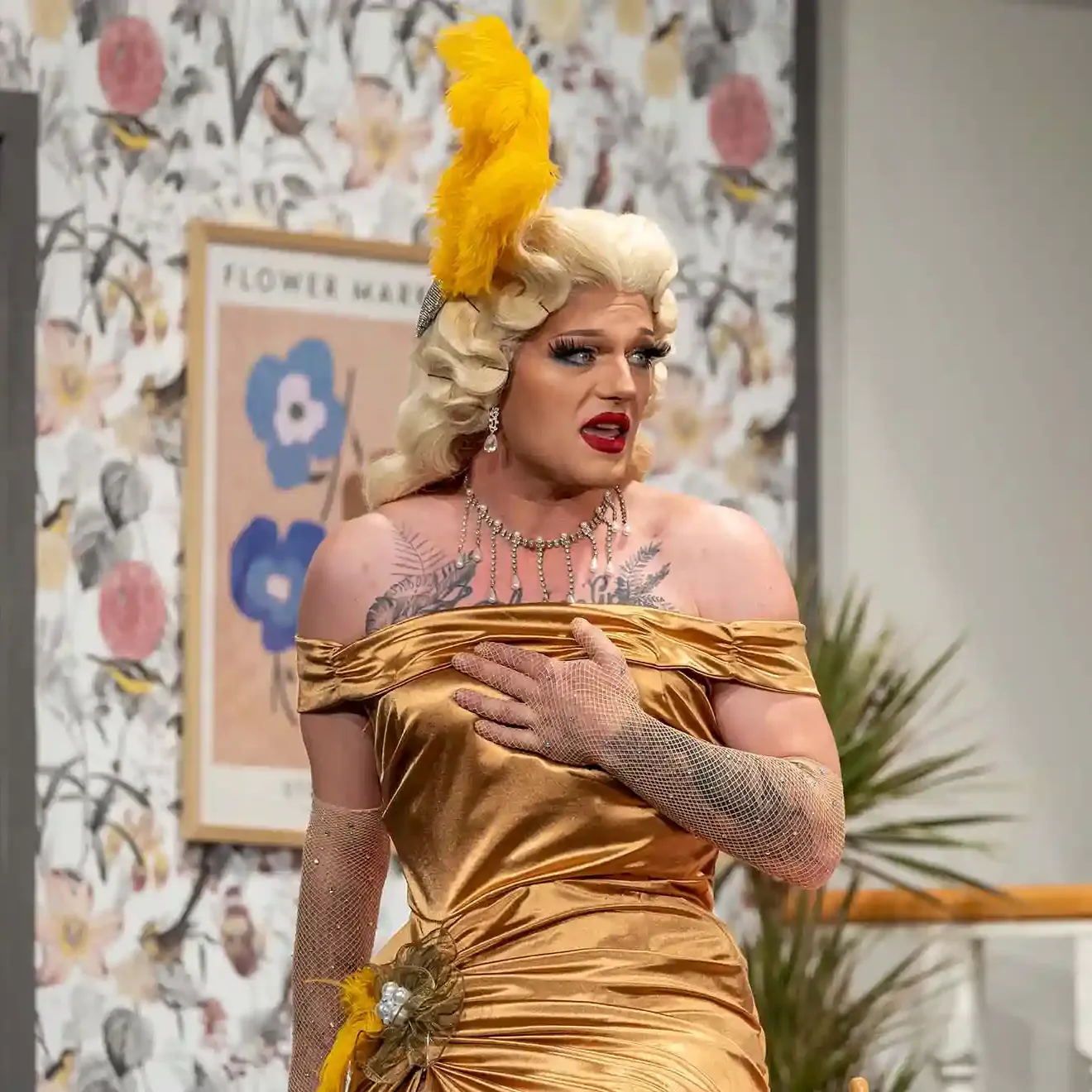 Mercedes, eine Dragqueen im Club